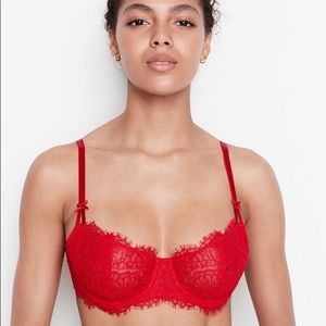 VICTORIA’S SECRET Wicked Unlined Balconette Bra